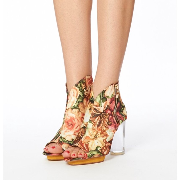 Arden Wohl- Spartali Vegan Bootie - Picture 3 of 8